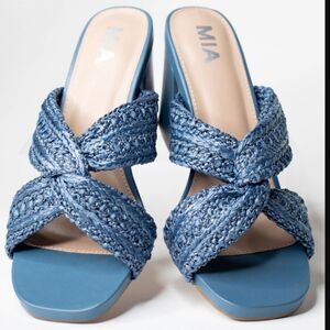 BRAND NEW MIA MAXINE RAFFIA WOMENS MULE HEEL
